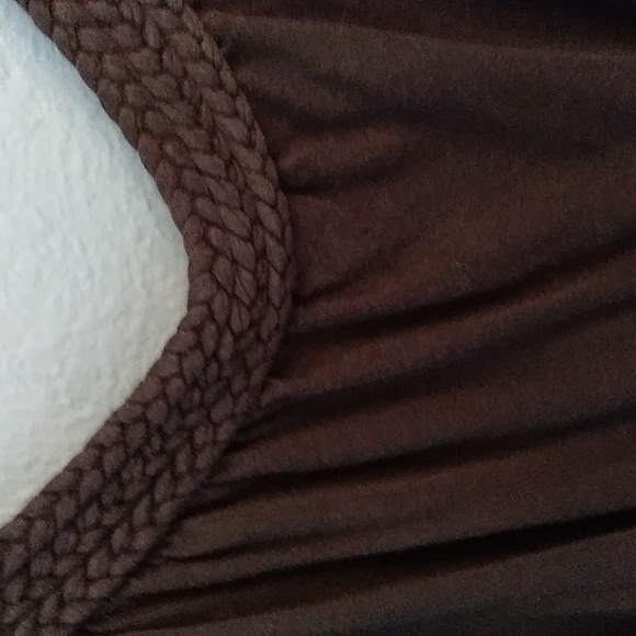 PERSONAL IDENTITY SPAGHETTI STRAP TOP HAS WOODEN BEADED DETAIL - Picture 12 of 12